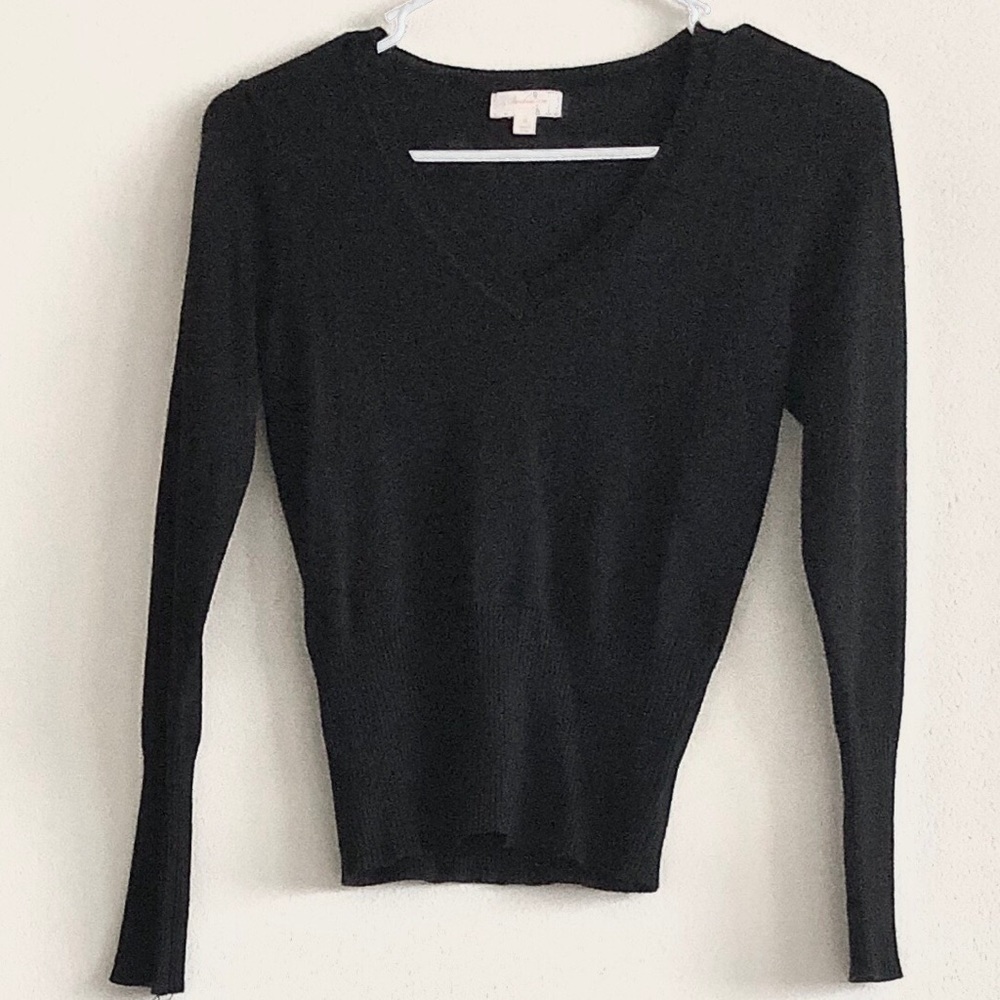 Forever21 V-neck Thin Sweater Black